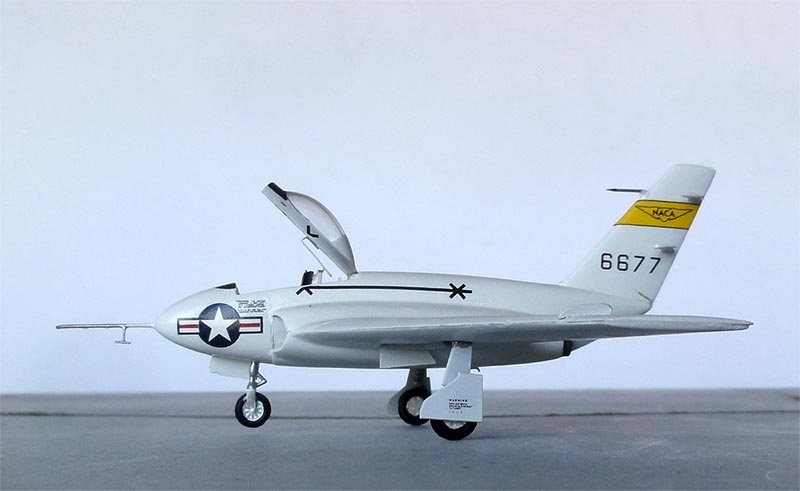 x-4 bantam 1/72 model