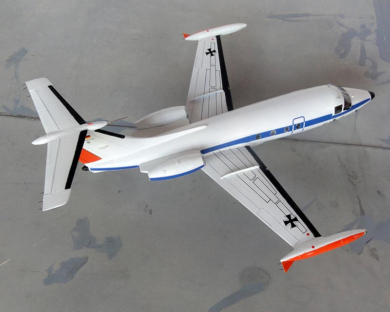 up amodel hansa jet 1/72