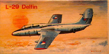 KM 1:72 #NN Aero L-29 Delfin sealed new original series 