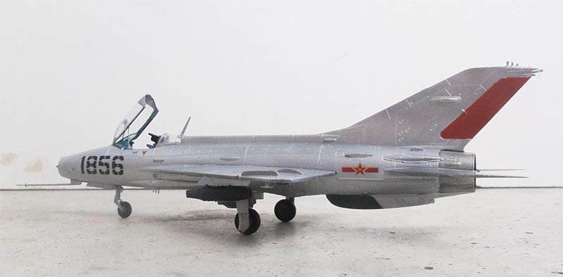 chian F-7 Mig-21