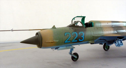 sharprepublic 1/72 Escala Soviética MiG-21 Fighter Modelo Diecast Aleación De Juguete para Colección