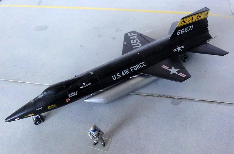x-17 1/72 scale