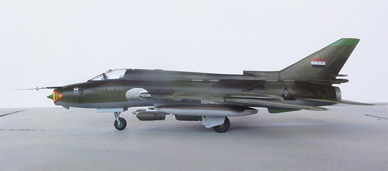 smer su-22 1/72 model